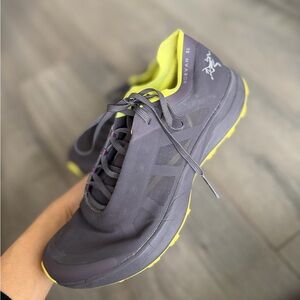 ❌SOLD❌ Arcteryx worn once Norvan SL Trail Running Shoes